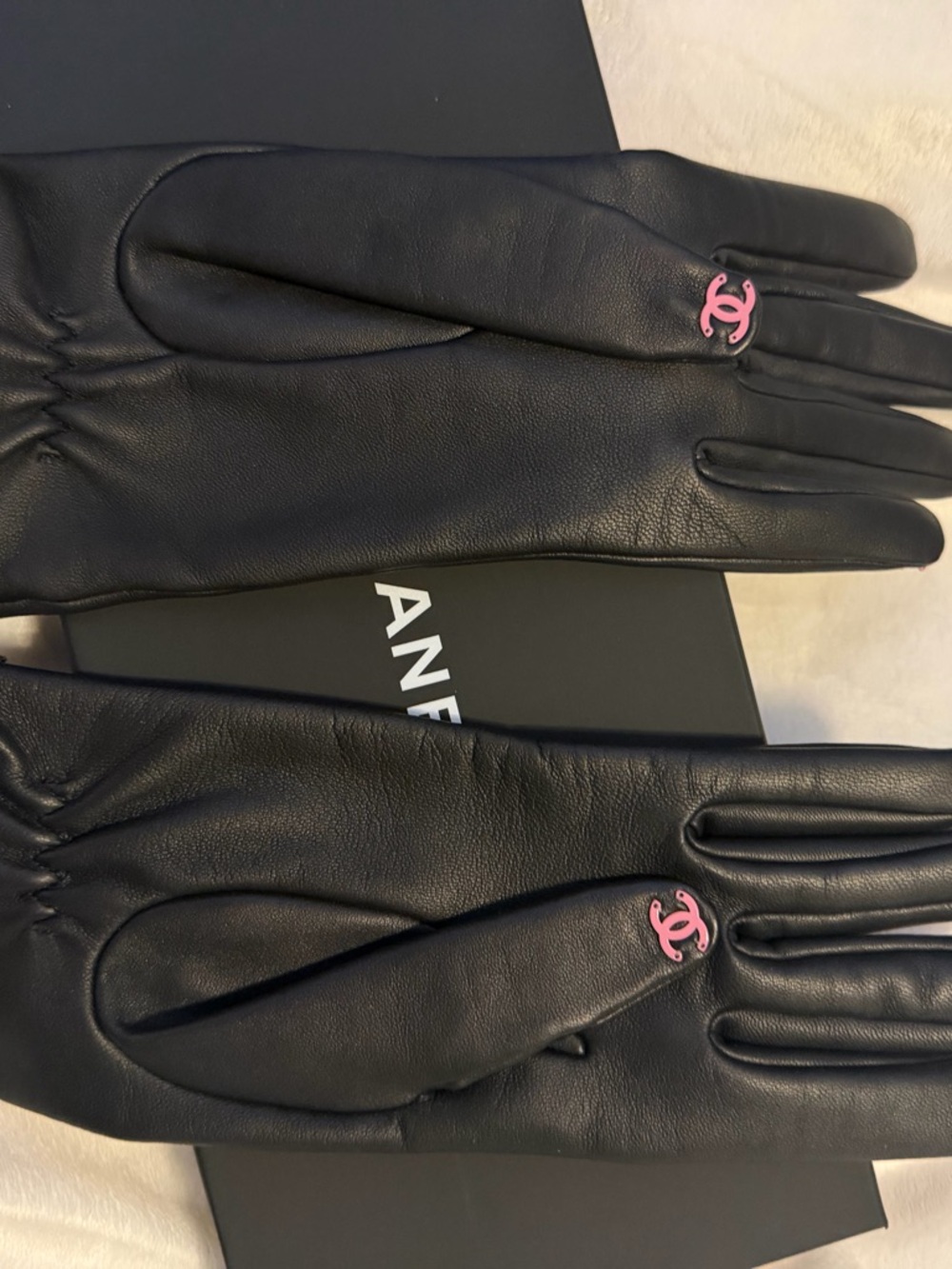 CHANEL Black Leather Gloves with Pink CC Fingertip Accents - Picture 5 of 10